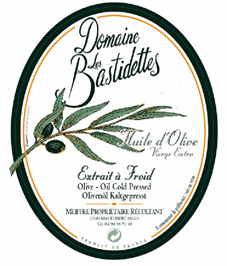 Domaine Les Bastidettes, production d'huile d'olive. 