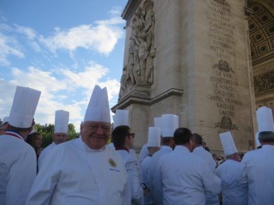 Les Cuisiniers de l'Académie Culinaire de France ravivent la flamme