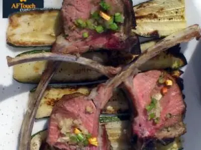 Recette Carré d'agneau sur lit de courgettes