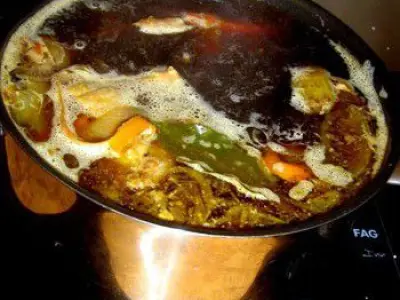 Recette Consommé de volaille rôtie