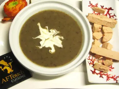 Recette Crème de lentilles blondes et dés de foie gras