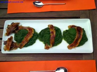 Recette Crème d'épinard et bananes poêlées