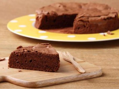Recette Gâteau au chocolat et noisettes