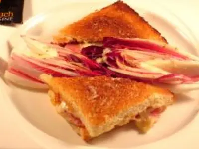 Recette Le Croque Reblochon fruitier et jambon à l'os