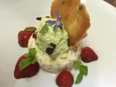 Recette Nougat Glacé au pralin et gingembre,