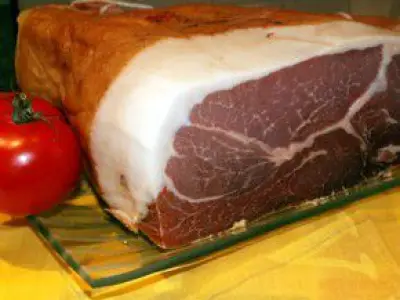 Recette Oeufs pochés au jambon de Bayonne