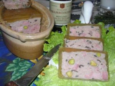 Recette Terrine de jambon, pistaches et trompettes
