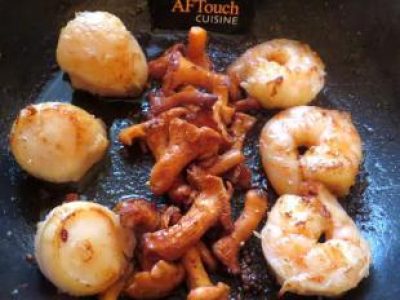 Recette St Jacques gambas et girolles