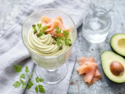 Recette Crème d'avocat et saumon fumé