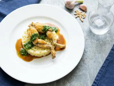 Recette Cuisses de grenouilles au pesto d'aillets