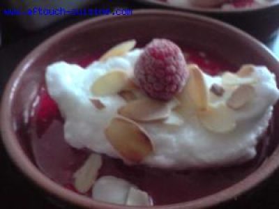 Recette Ile flottante sur coulis de framboise