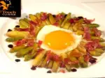 Photo recette oeuf au plat aux asperges et pancetta