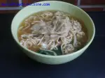 Soupe chinoise aux ravioles, raffinée et légère