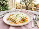 Provençal-Kissed White Asparagus, convivial and delicious