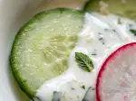 Concombres Noa en crémeux de raifort et menthe fraîche, rapide et facile