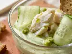 Crème de concombres et crabe, idéale en famille