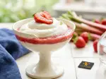 Photo recette Mousse au chocolat blanc, compote rhubarbe fraise