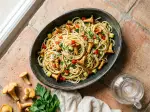 Spaghettis aux girolles, faciles à préparer