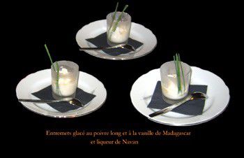 Entremets glacé au poivre long et à la vanille