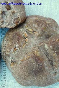 Petits pain aux noix et aux châtaignes